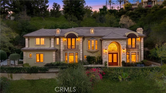 Front Image Thumbnail for CRTR26169396