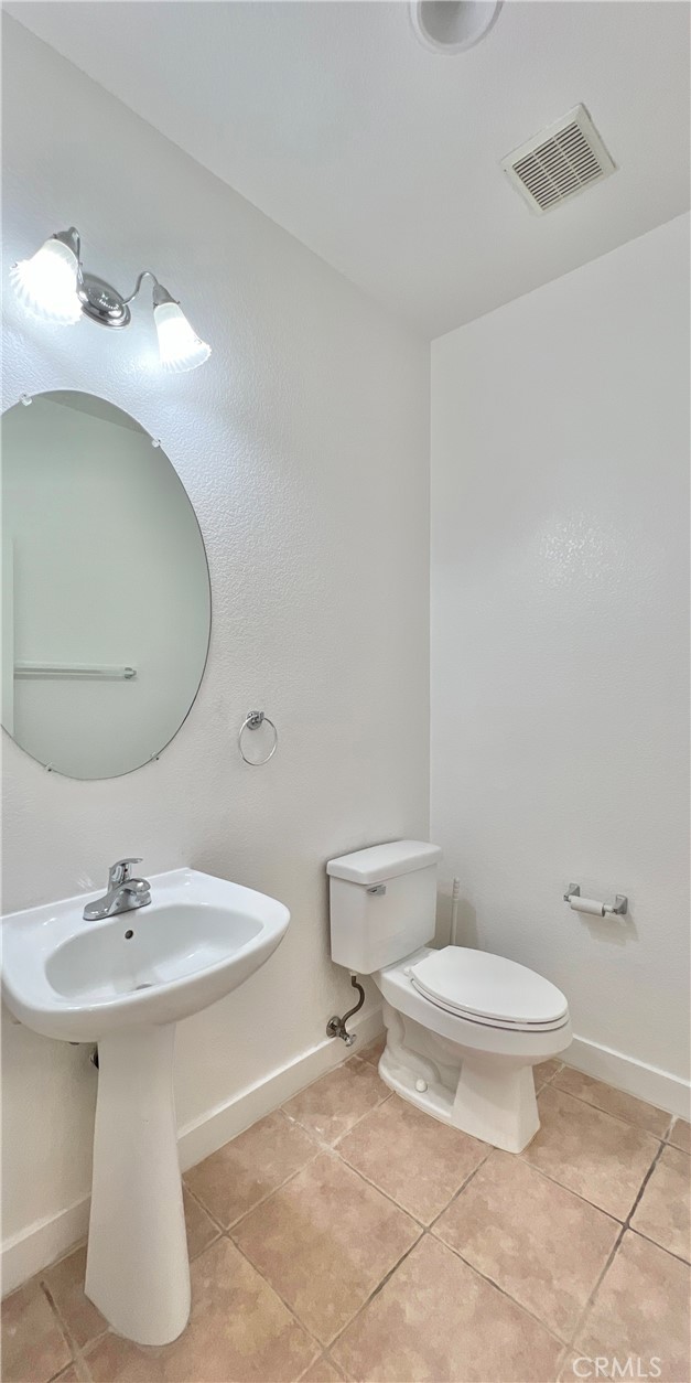 Detail Gallery Image 9 of 26 For 6847 Cosmos St, Chino,  CA 91710 - 3 Beds | 2/1 Baths