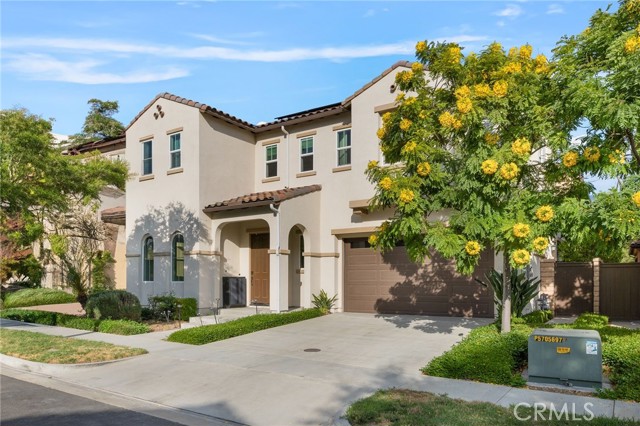 37 Castellana, Lake Forest CA: https://media.crmls.org/medias/907e08a9-fc0f-4b7d-b5a4-b49503385edb.jpg