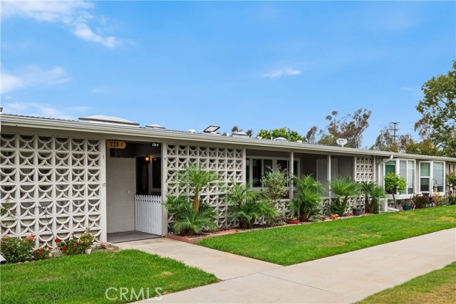 1075 Brookline RD Unit: 220H