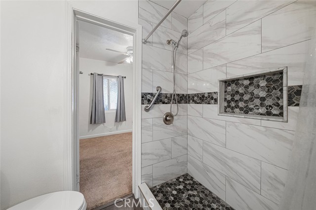 Detail Gallery Image 17 of 23 For 1722 Davidson, San Bernardino,  CA 92411 - 3 Beds | 1 Baths