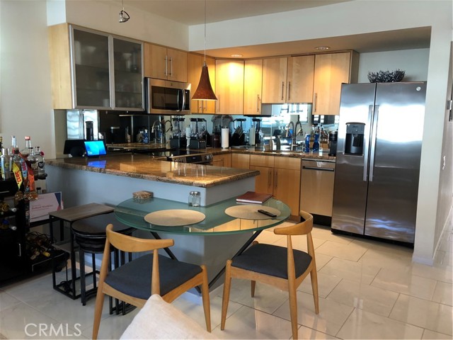 277 E Alejo Rd #204, Palm Springs, CA 92262