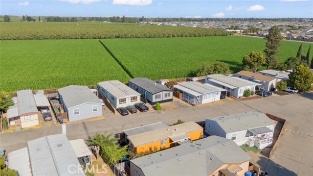 Detail Gallery Image 2 of 28 For 1624 S Highway 99 Frontage #21,  Manteca,  CA 95336 - 3 Beds | 2 Baths