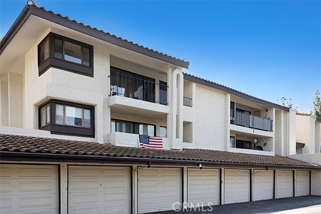 Detail Gallery Image 4 of 36 For 17607 Pomerado Rd #204,  San Diego,  CA 92128 - 2 Beds | 2 Baths