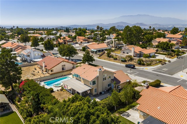 245 Cottonwood Avenue, Riverside CA: https://media.crmls.org/medias/9081373d-96ac-4f42-afb7-f8e4a7d061e2.jpg