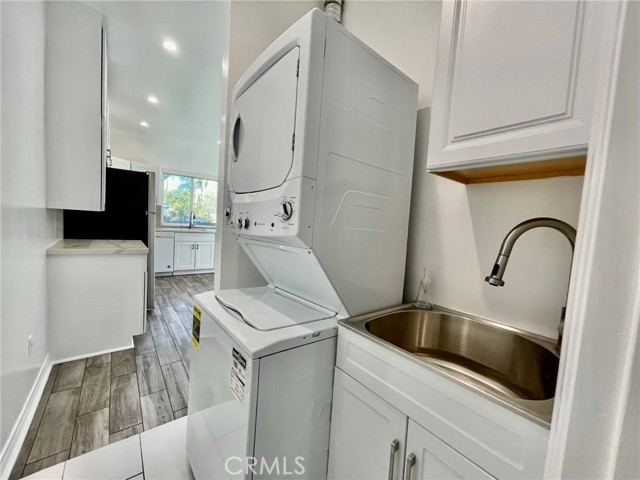 6211 Lubao Avenue, Woodland Hills CA: https://media.crmls.org/medias/908166b2-d805-4c21-acc9-ccd6ac6dc362.jpg