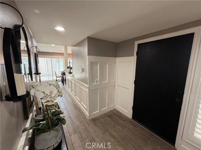 Detail Gallery Image 5 of 22 For 1053 Border Ave, Corona,  CA 92882 - 2 Beds | 2 Baths