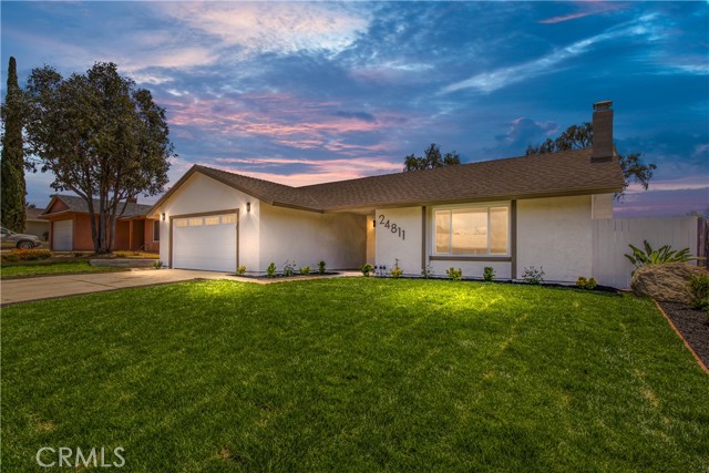 Detail Gallery Image 1 of 24 For 24811 Sundial Way, Moreno Valley,  CA 92557 - 4 Beds | 2 Baths