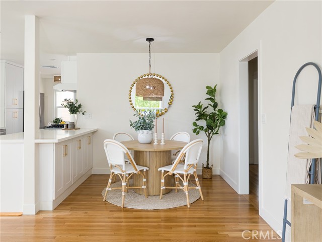 22105 Ellinwood Drive, Torrance CA: https://media.crmls.org/medias/90829e90-c78f-45ce-b455-540739e9eac8.jpg
