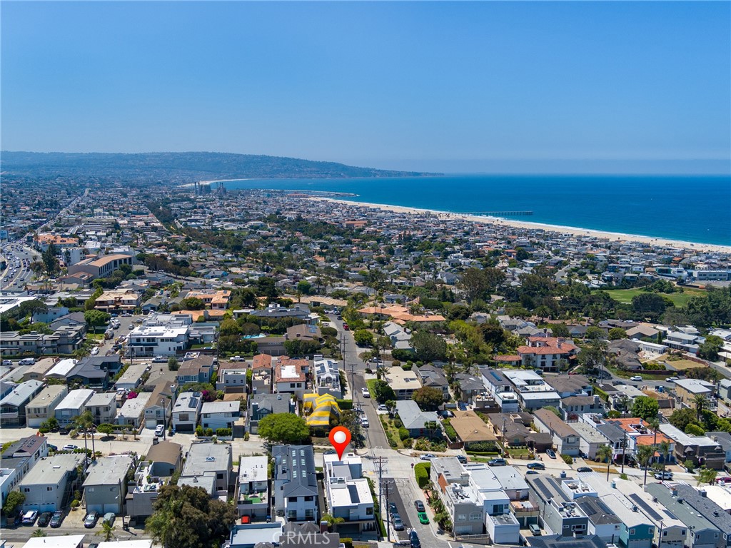 https://media.crmls.org/medias/9082bc64-3fe4-42ed-b793-8c49f4285c66.jpg?preset=X-Large