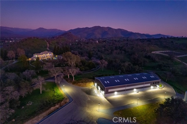 Detail Gallery Image 25 of 29 For 14141 Millerton, Prather,  CA 93651 - 5 Beds | 6/1 Baths