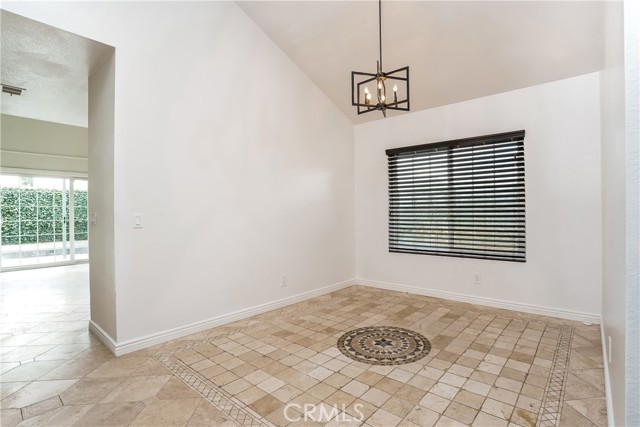 Detail Gallery Image 5 of 27 For 4 Aberdeen St, Irvine,  CA 92620 - 3 Beds | 2 Baths