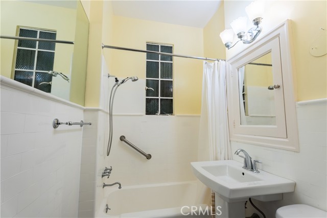 Detail Gallery Image 26 of 39 For 99 S Raymond Ave #307,  Pasadena,  CA 91105 - 1 Beds | 2 Baths