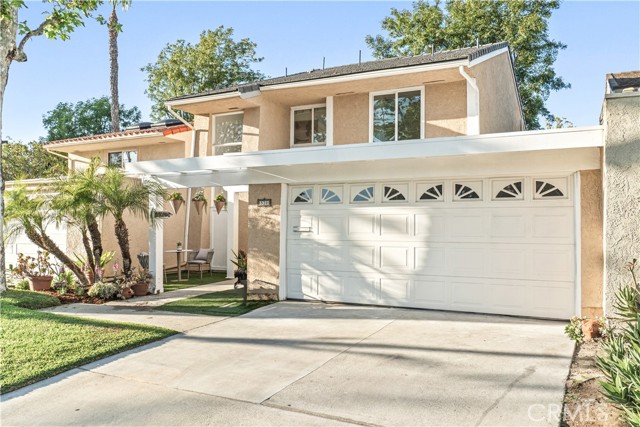Detail Gallery Image 2 of 32 For 520 Cancha, Newport Beach,  CA 92660 - 3 Beds | 2/1 Baths