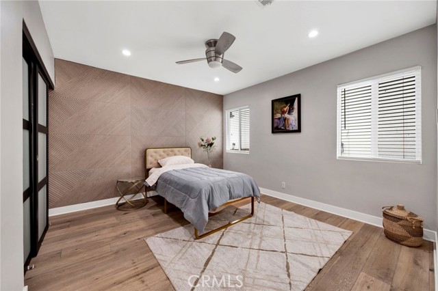 Detail Gallery Image 9 of 13 For 4912 Alonzo Ave, Encino,  CA 91316 - 5 Beds | 3/1 Baths