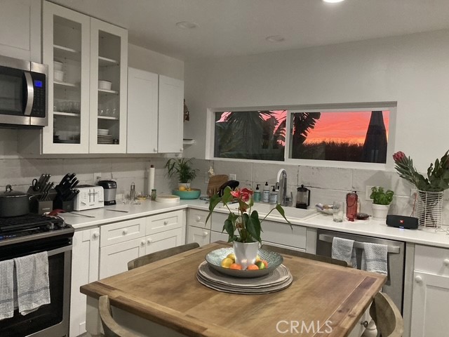 Detail Gallery Image 35 of 47 For 1570 Burgundy Rd, Encinitas,  CA 92024 - 2 Beds | 3 Baths