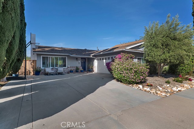 Front Image Thumbnail for CRSR26074680