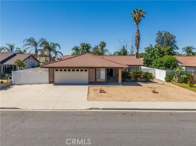24931 Heil Drive, Moreno Valley CA: https://media.crmls.org/medias/9084ed2a-004f-4ad1-b23c-947aee6be1e0.jpg