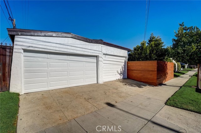 6531 Arlington Avenue, Los Angeles CA: https://media.crmls.org/medias/90850225-6aff-4993-b031-1e0e50a277a1.jpg