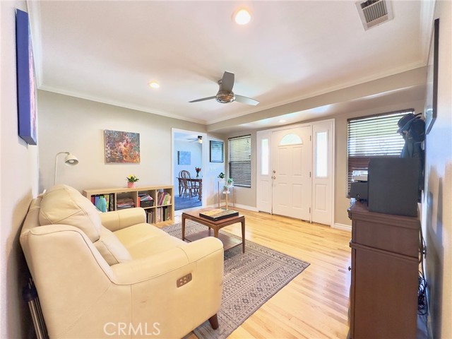 Detail Gallery Image 3 of 56 For 218 Princeton Ave, Claremont,  CA 91711 - 4 Beds | 4/1 Baths