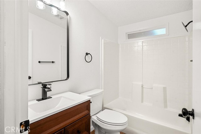 Detail Gallery Image 21 of 31 For 3541 via Medio, Chico,  CA 95973 - 3 Beds | 2 Baths