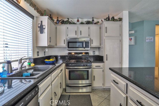 Image 13 of 64 For 7331 Belpine Place 31