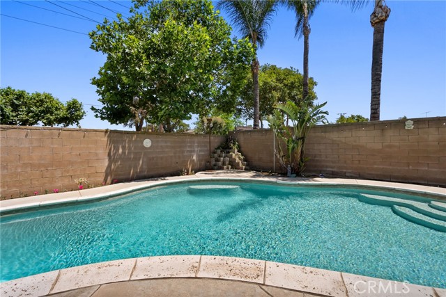 Detail Gallery Image 34 of 38 For 2619 S Castle Harbour Ave, Ontario,  CA 91761 - 4 Beds | 3/1 Baths