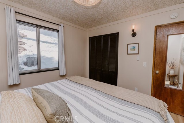 42975 Falls, Big Bear Lake, CA 92315