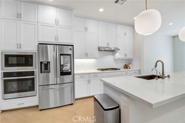 181 Novel, Irvine CA: https://media.crmls.org/medias/90878618-438d-491e-838d-83deb7dc4fcf.jpg