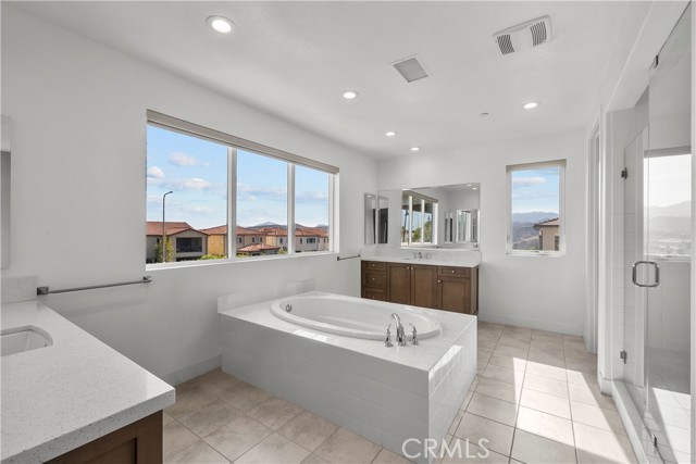 Image 18 of 33 For 20720 Liana Court