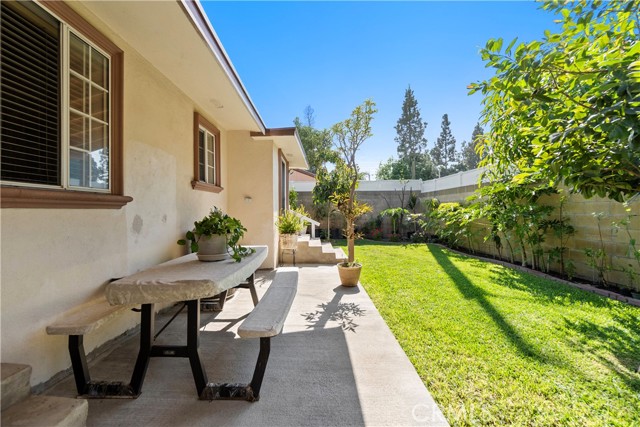 Detail Gallery Image 28 of 32 For 10045 Brookshire Ave, Downey,  CA 90240 - 2 Beds | 2 Baths