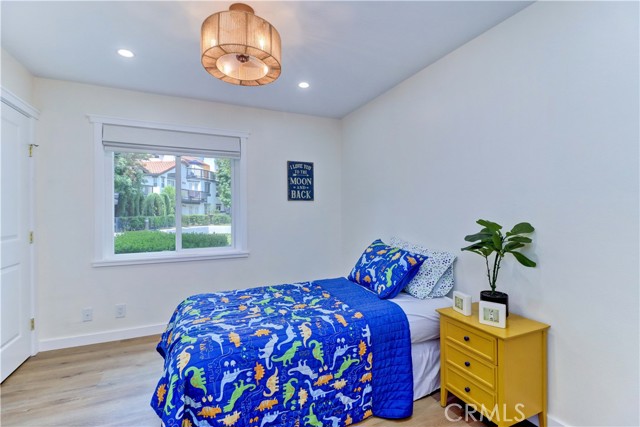 40 Lobelia, Rancho Santa Margarita CA: https://media.crmls.org/medias/90883d2d-7a33-4021-8da1-44462b8c1683.jpg