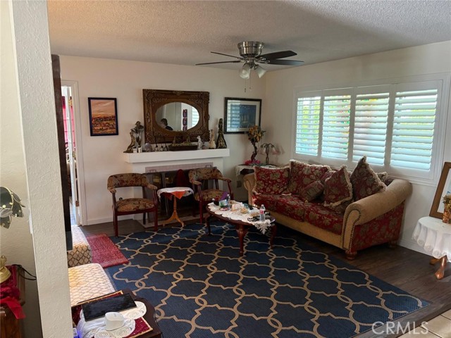 9442 Placer Street, Rancho Cucamonga CA: https://media.crmls.org/medias/9088c059-d5e2-4e3b-a712-6b8ee63ec5b6.jpg