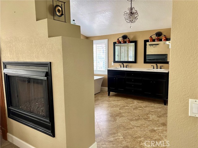 7440 Apple Blossom Court, Highland CA: https://media.crmls.org/medias/908a0bd4-237c-4108-abef-03b13a1edeed.jpg