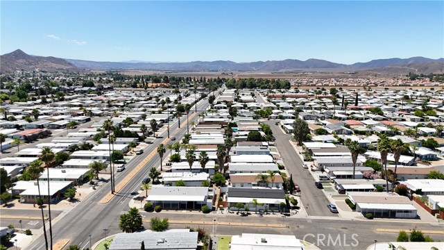 900 Santa Clara Circle, Hemet CA: https://media.crmls.org/medias/908c0ac5-9b67-4dd5-b67f-6bd103f26267.jpg
