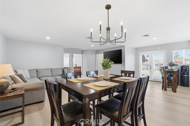 Detail Gallery Image 4 of 47 For 5017 W 118th Pl, Hawthorne,  CA 90250 - 5 Beds | 3 Baths