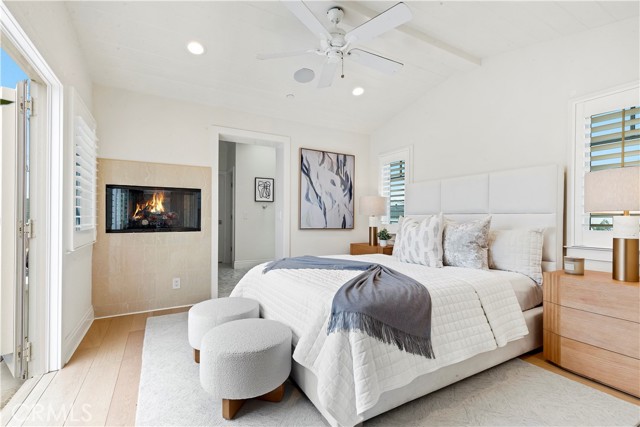 Detail Gallery Image 16 of 28 For 3731 4th Ave, Corona Del Mar,  CA 92625 - 3 Beds | 2/1 Baths