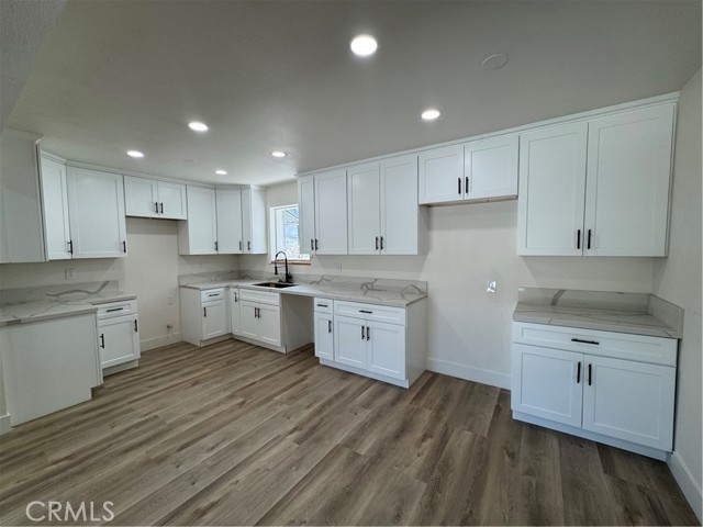 Detail Gallery Image 6 of 23 For 765 W Lexington Ave, Pomona,  CA 91766 - 4 Beds | 3 Baths