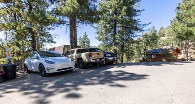 Detail Gallery Image 6 of 31 For 2476 Elko, Arrowbear,  CA 92382 - 3 Beds | 2/1 Baths