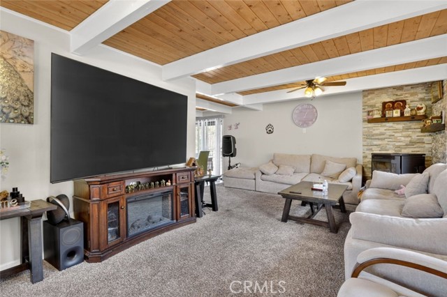 Detail Gallery Image 6 of 30 For 1800 Bernina Dr, –,  CA 93222 - 3 Beds | 3 Baths