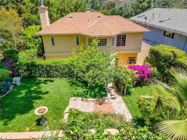 5815 Irving Avenue, La Crescenta CA: https://media.crmls.org/medias/908f7f31-86ad-409d-8bcf-07a9d263948a.jpg