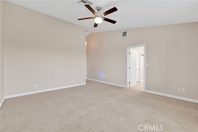 28094 Church Street, Barstow CA: https://media.crmls.org/medias/908f9032-2303-4cfe-9bb4-653f2bd9e1a0.jpg