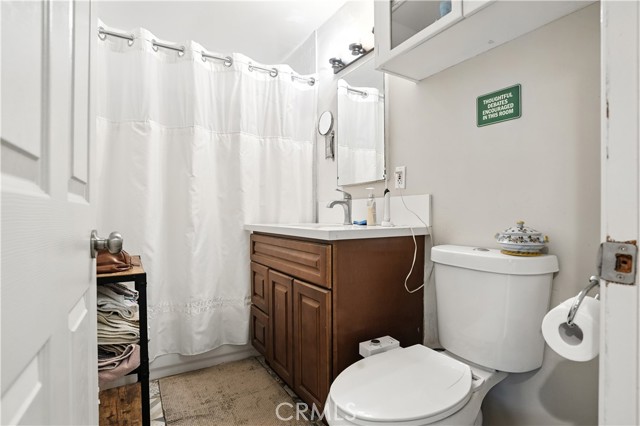3719 Jurupa Avenue, Riverside CA: https://media.crmls.org/medias/908fd0a4-ad11-4603-b1a9-1db7b4b04100.jpg