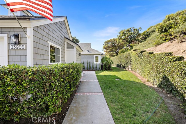 33966 Cape Cove, Dana Point CA: https://media.crmls.org/medias/9090099b-412d-4b93-b13a-69d22a434037.jpg