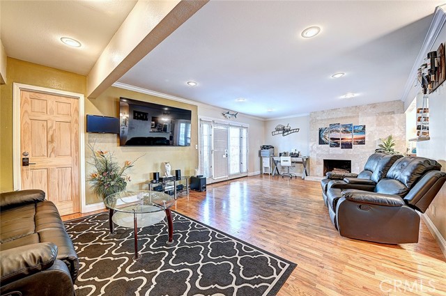 Detail Gallery Image 6 of 48 For 8297 E Carburton, Long Beach,  CA 90808 - 4 Beds | 2 Baths