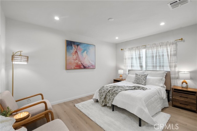 Detail Gallery Image 32 of 39 For 8054 Cedros Ave, Panorama City,  CA 91402 - 5 Beds | 3/1 Baths