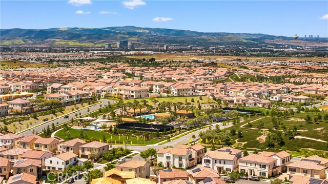 149 Fairgreen, Irvine CA: https://media.crmls.org/medias/90917820-1825-4de8-938e-db7ef01ac018.jpg