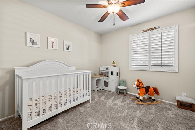 28631 Winterdale Drive, Canyon Country CA: https://media.crmls.org/medias/90917b34-ad08-4bd5-ad9d-bbd15a9f9402.jpg