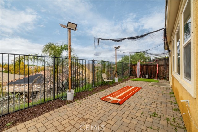 10894 Clover, Corona CA: https://media.crmls.org/medias/90918788-16d2-4735-97c7-98759bfe9782.jpg