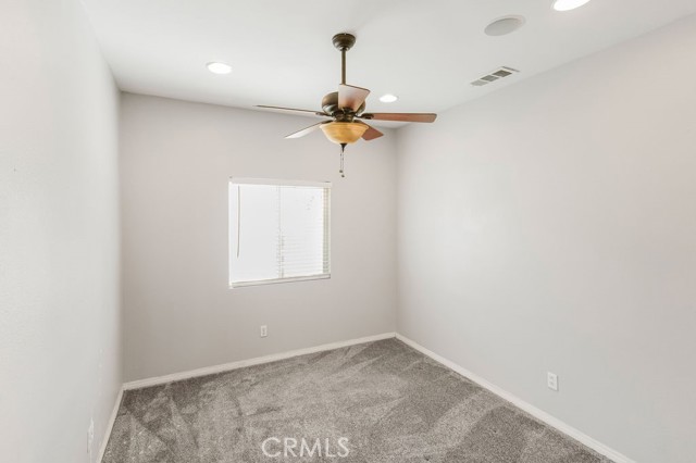 Detail Gallery Image 19 of 35 For 8466 Hoover Ct, Oak Hills,  CA 92344 - 3 Beds | 2 Baths